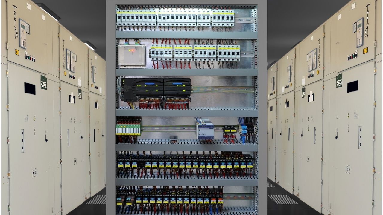 What Are Electrical Panels and What Are Their Types?